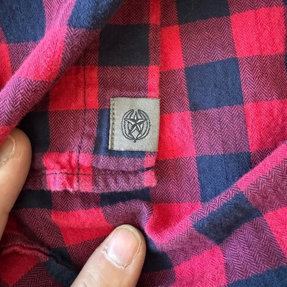 Banana Republic Men's Red/Black Check Untucked Slim Fit Button Up‎ Shirt Medium - Picture 6 of 13